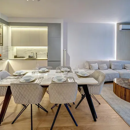 Διαμέρισμα Waterfront Ana Premium Living