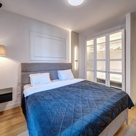 Διαμέρισμα Waterfront Ana Premium Living *